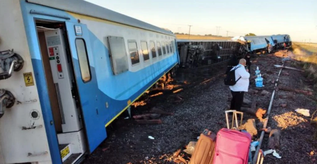 Descarriló un tren a 10 kilómetros de Olavarría y hay 20 heridos