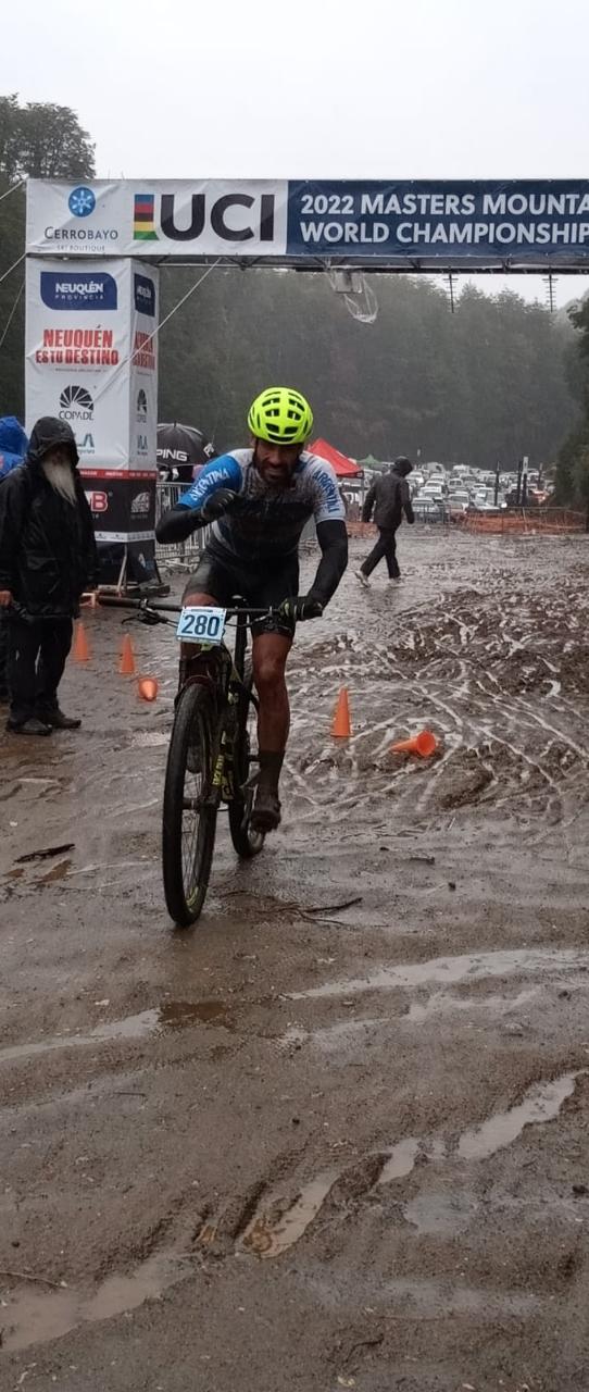 Balcarceños participaron en el Mundial de Master de Mountain Bike en Villa La Angostura