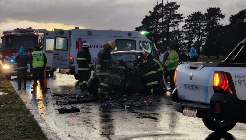 Mueren dos personas tras un accidente frontal en la ruta 88