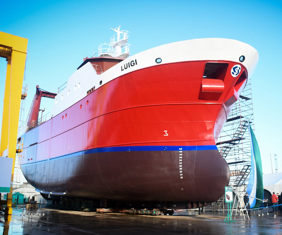 Mar del Plata: se botó el “Luigi”, el buque pesquero de mayor porte hecho en la Argentina
