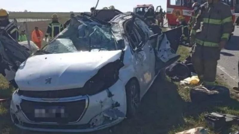 Fatal accidente en la Ruta 56: dos mujeres murieron al volcar el auto en el que viajaban