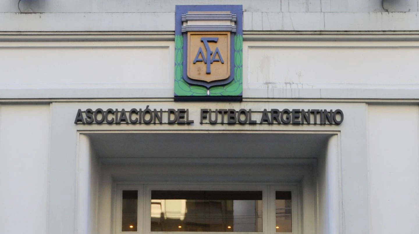 La AFA anunció la suspensión de todos los partidos del viernes luego del ataque a Cristina Kirchner