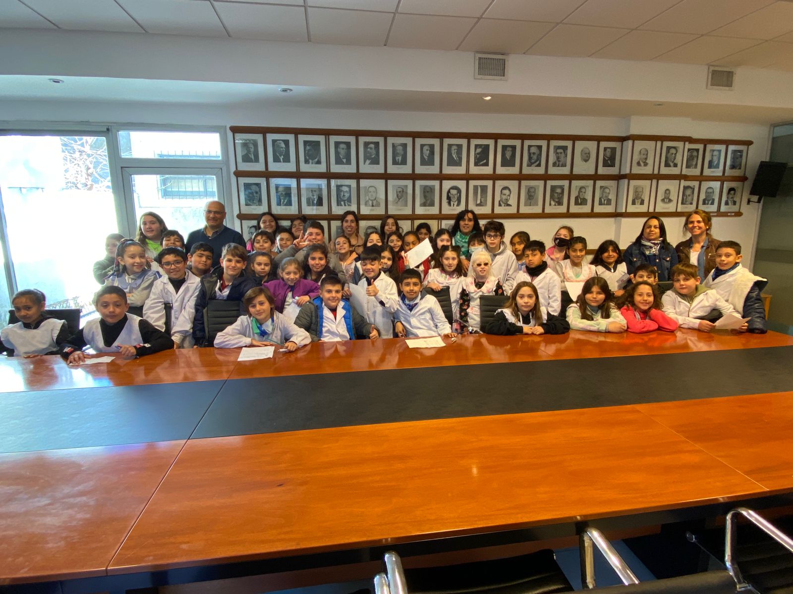 Alumnos de la Escuela Primaria N°2 visitaron la Municipalidad