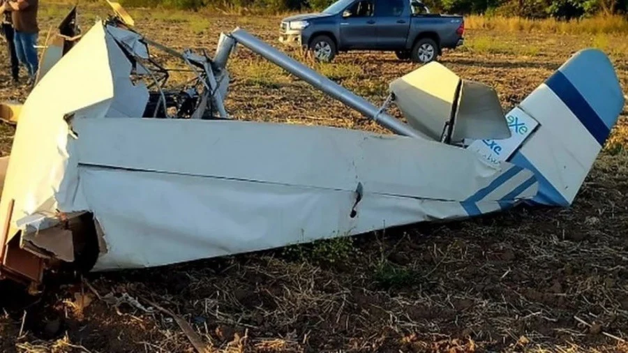Diseño y construyó su propia avioneta: salió a probarla, cayó y murió