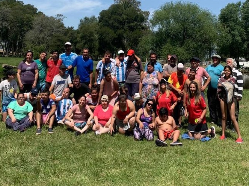 La Escuela Municipal de Deporte Adaptado llevó a cabo jornada de recreación en el Parque “Idoyaga Molina” de San Agustín